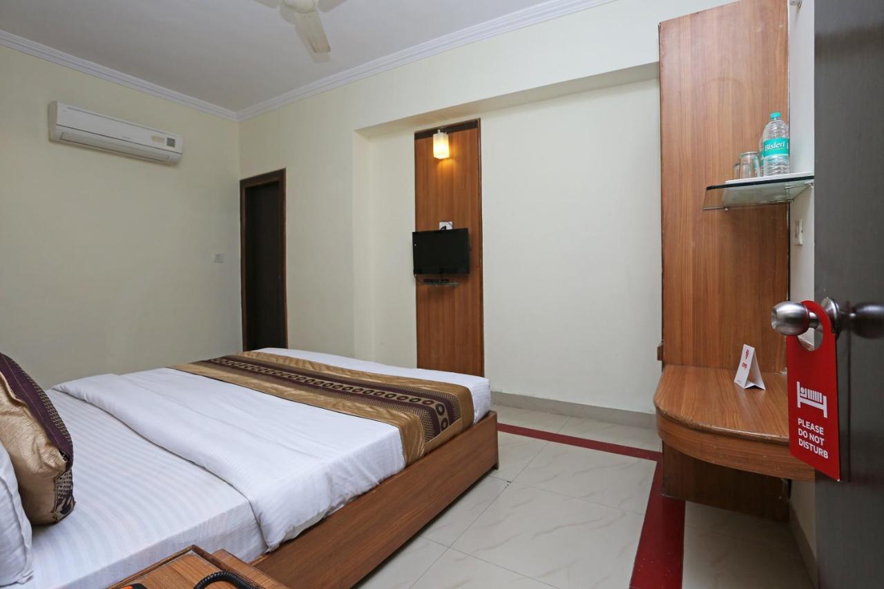 Oyo Hotel Satya Villas Bhopal Buitenkant foto